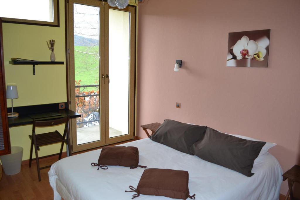 La Tour Du Loup Hotel La Bastide-de-Sérou Szoba fotó