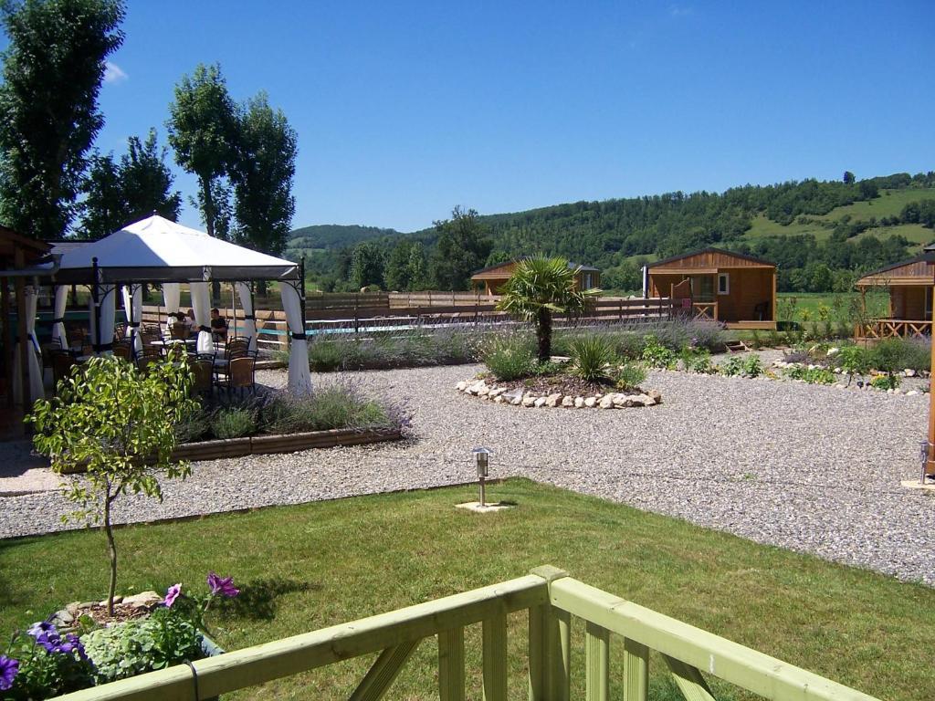La Tour Du Loup Hotel La Bastide-de-Sérou Kültér fotó